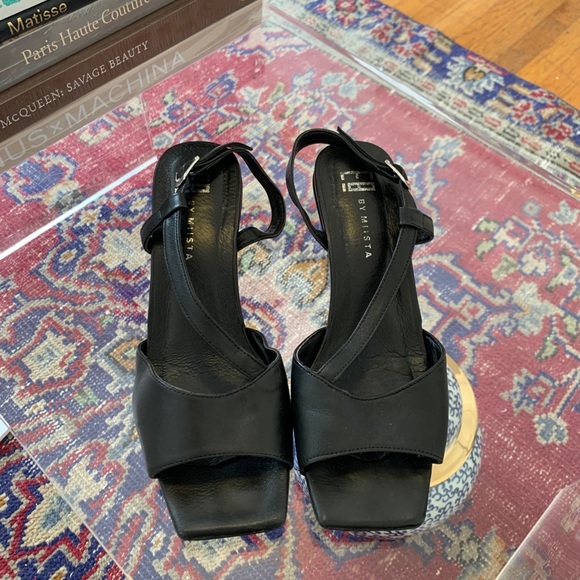 3 inch flip flops